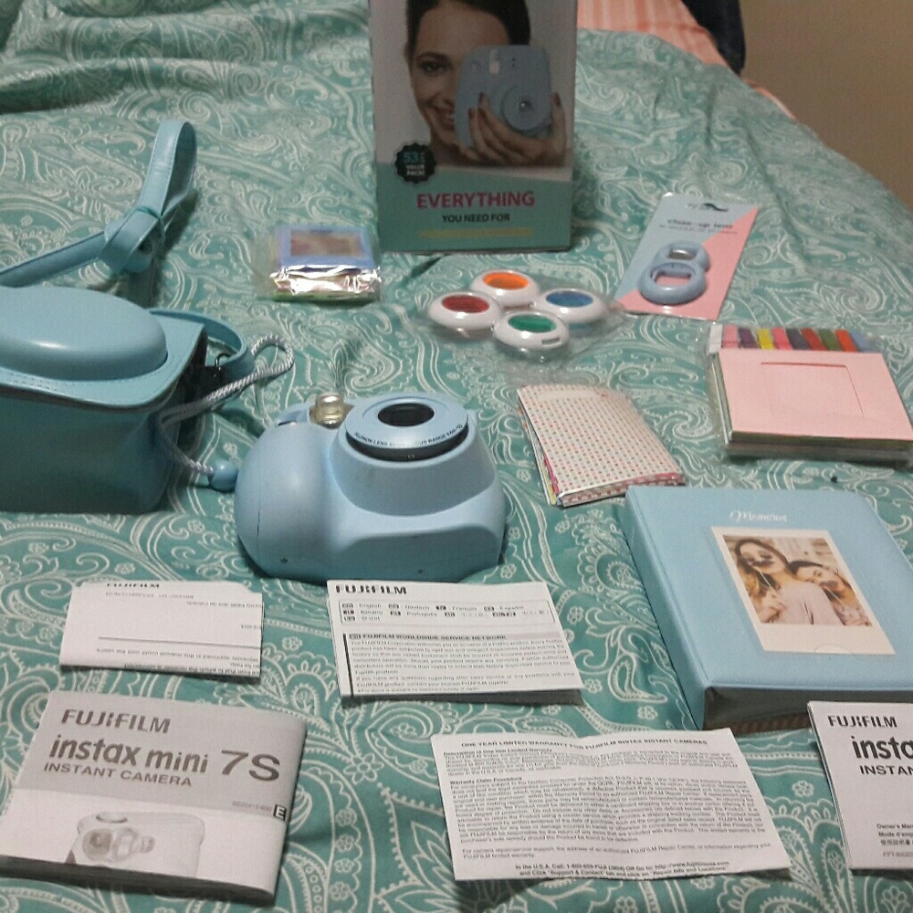 COMPLETE polaroid camera kit